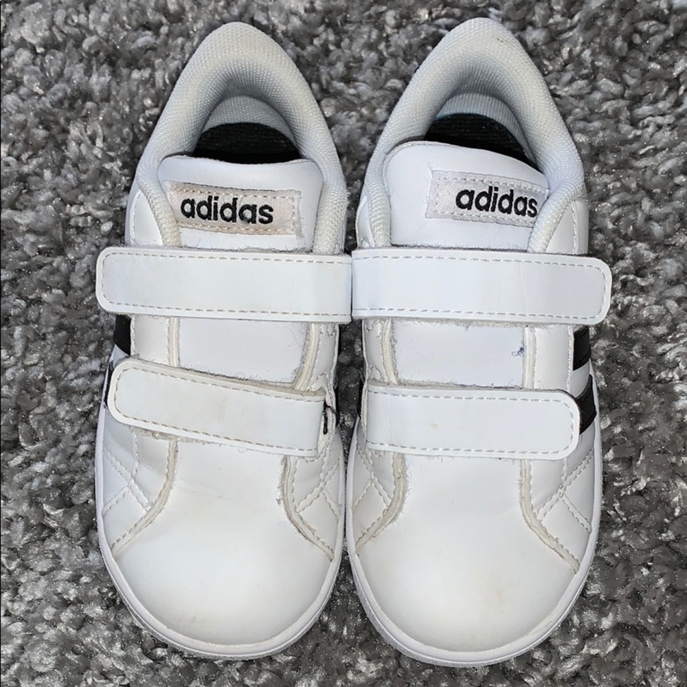 Adidas Velcro